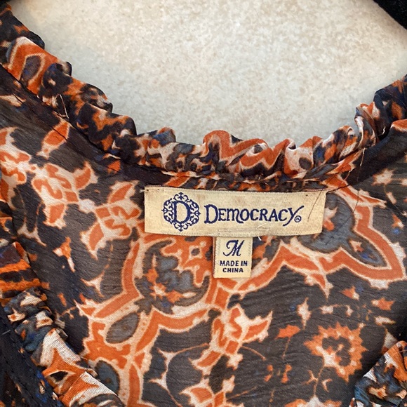 Tie front blouse - Picture 2 of 4